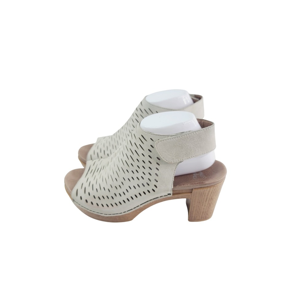 Dansko  Sandals Heel Women's,‎ Size 40, Beige Color.